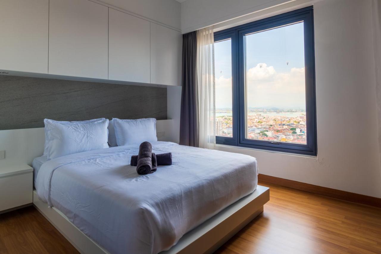 Apartemen Executive Seaview 2bedrooms Macalister 4-6pax *