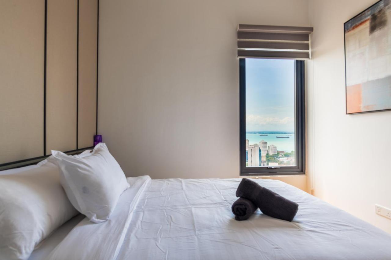 Executive Seaview 2bedrooms Macalister 4-6pax Apartemen George Town